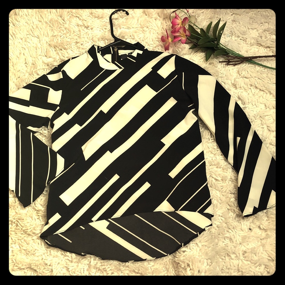 Black and white pattern blouse